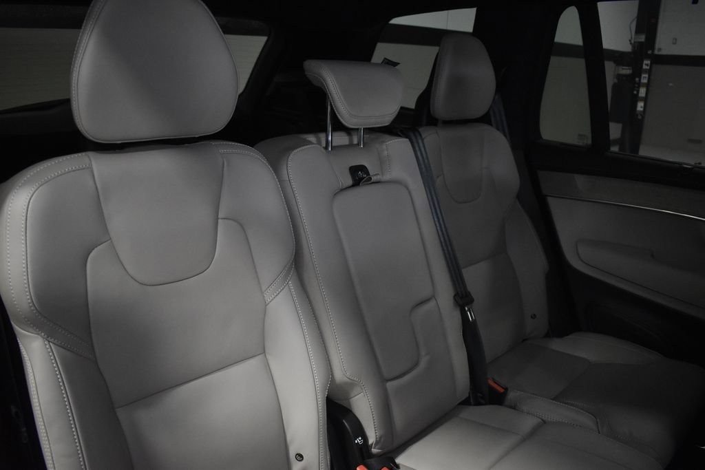 Used 2026 Volvo XC90 B6 Ultra w/ Lounge Package AWD/4WD image 35