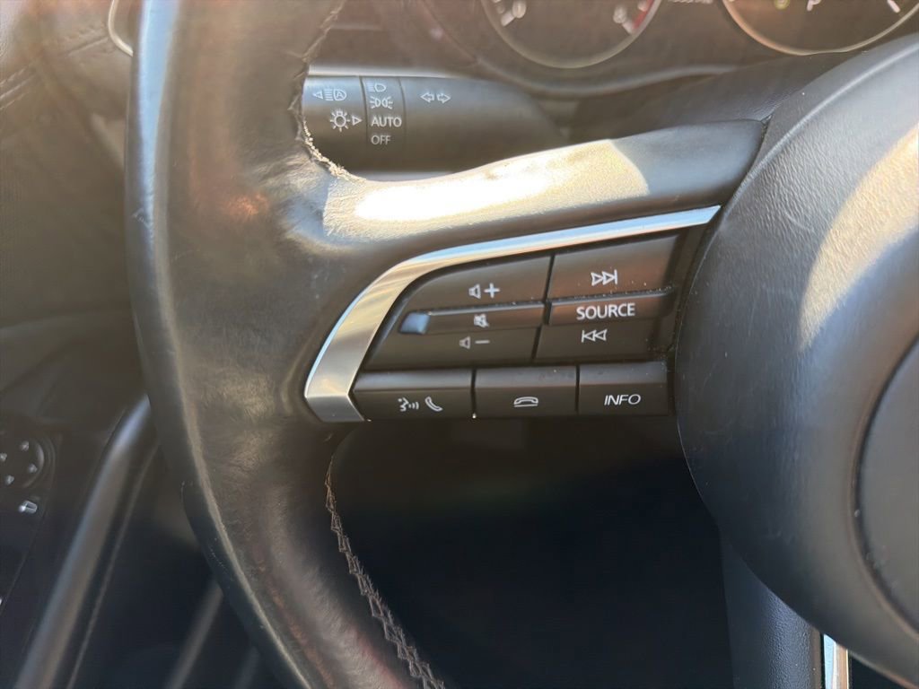 Used 2024 MAZDA MAZDA3 s FWD image 23