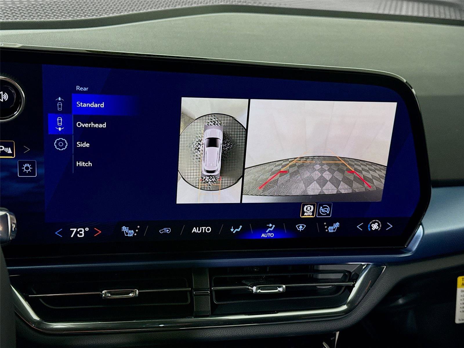 New 2026 Chevrolet Equinox EV LT image 9