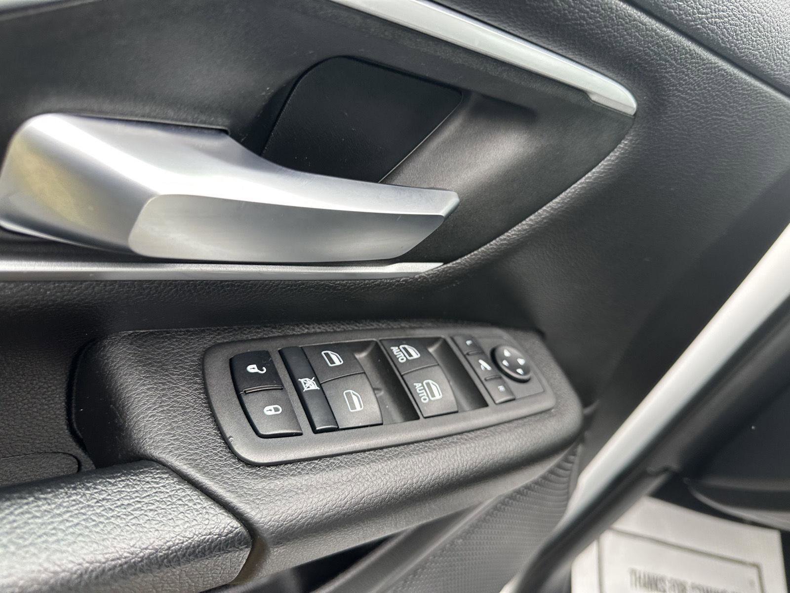 Used 2022 RAM 1500 Big Horn image 7