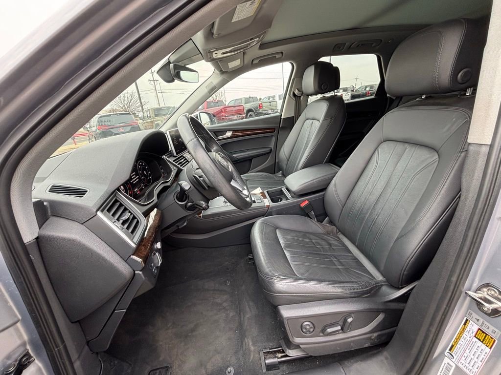 Used 2018 Audi Q5 Prestige w/ Prestige Package image 14