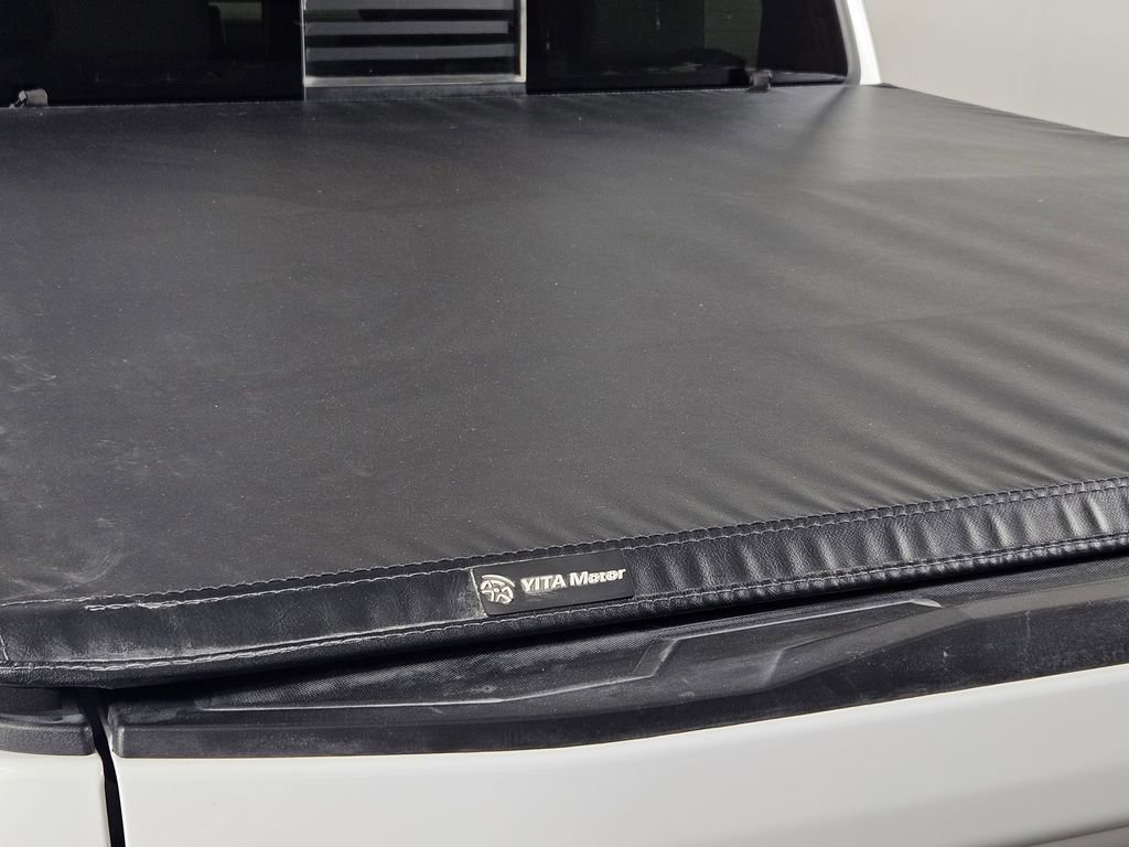 Used 2024 Chevrolet Colorado ZR2 w/ Technology Package AWD/4WD image 6