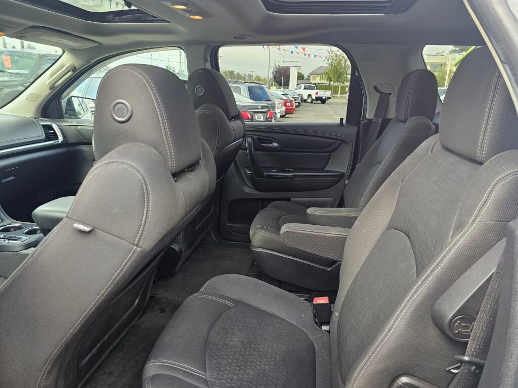 Used 2016 GMC Acadia SLE image 21