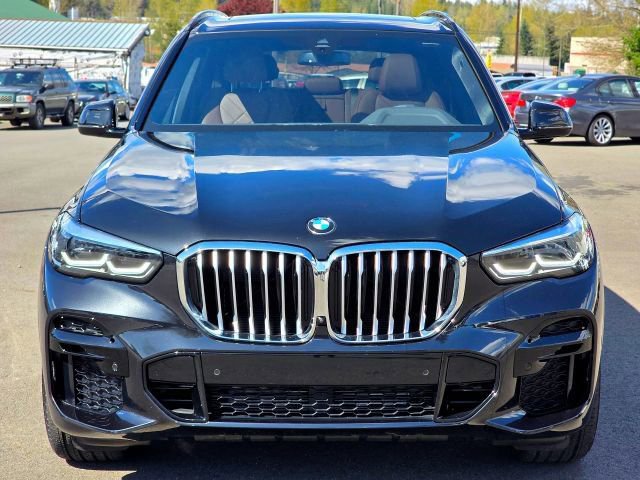 Used 2023 BMW X5 xDrive40i w/ M Sport Package AWD/4WD image 3