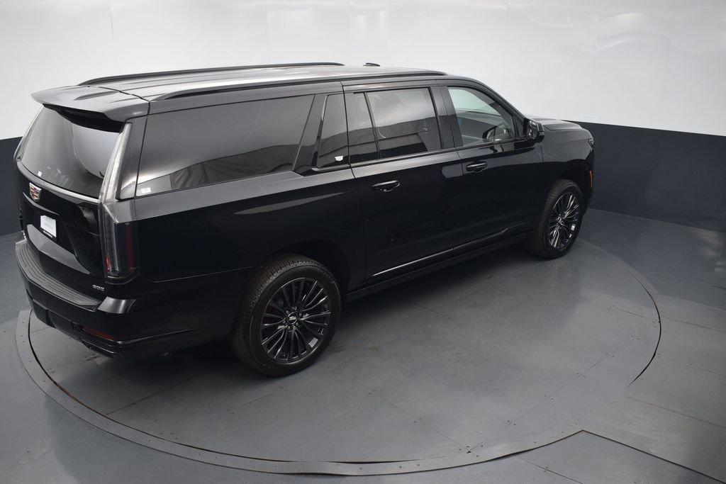 Used 2026 Cadillac Escalade ESV Platinum Sport w/ LPO, Floor Liner Package AWD/4WD image 46