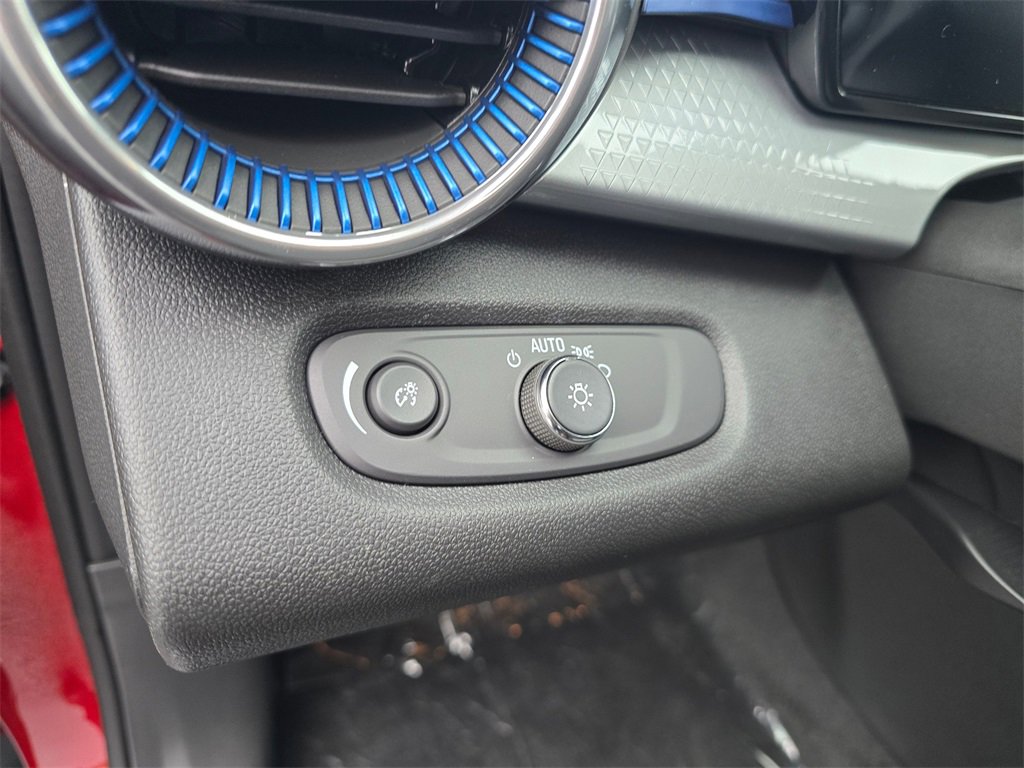 New 2026 Chevrolet Trax LT image 19