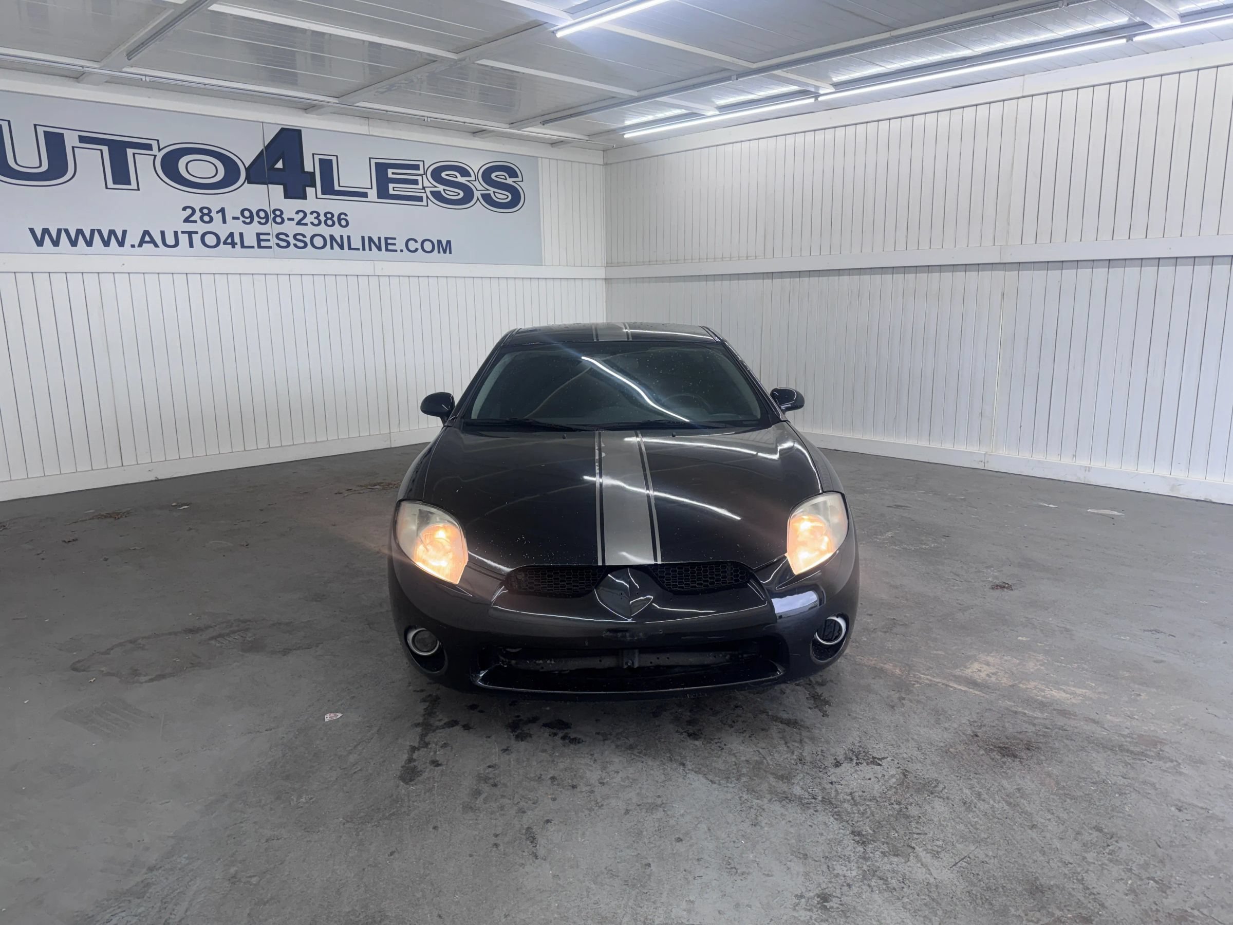 Used 2009 Mitsubishi Eclipse GS FWD image 2