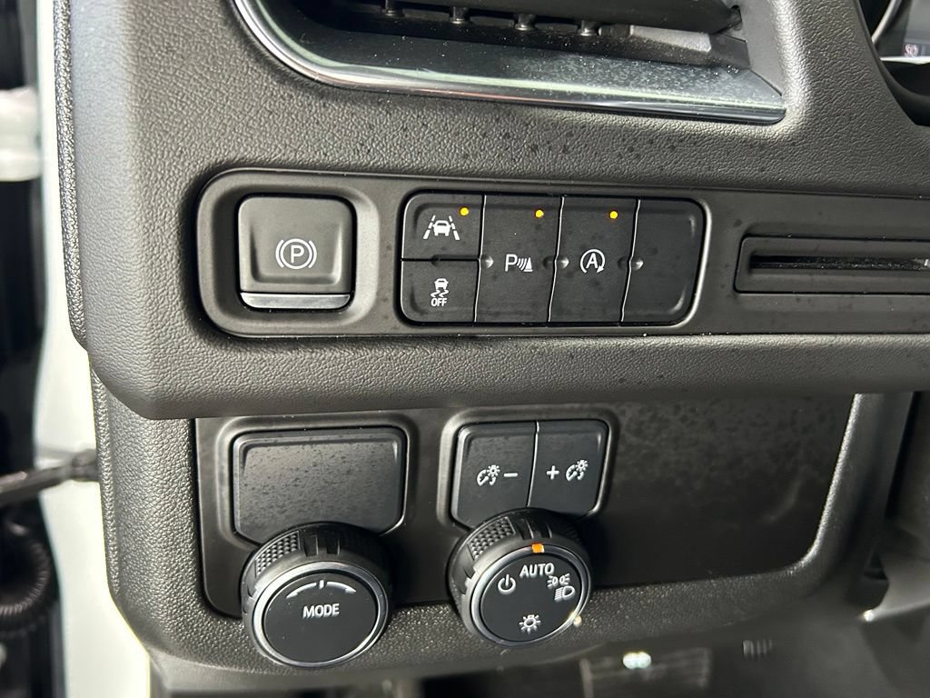 Used 2023 Chevrolet Tahoe LS RWD image 19