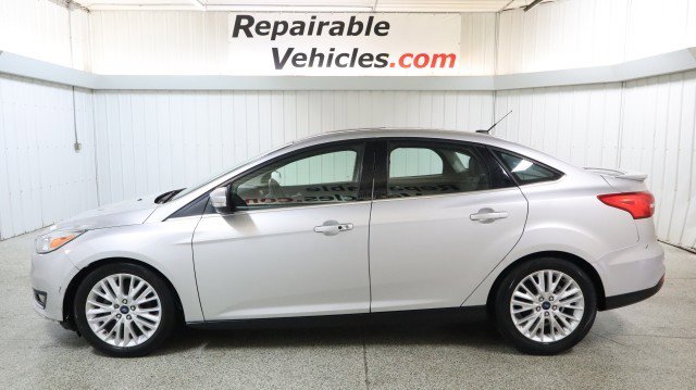 Used 2015 Ford Focus Titanium FWD image 1