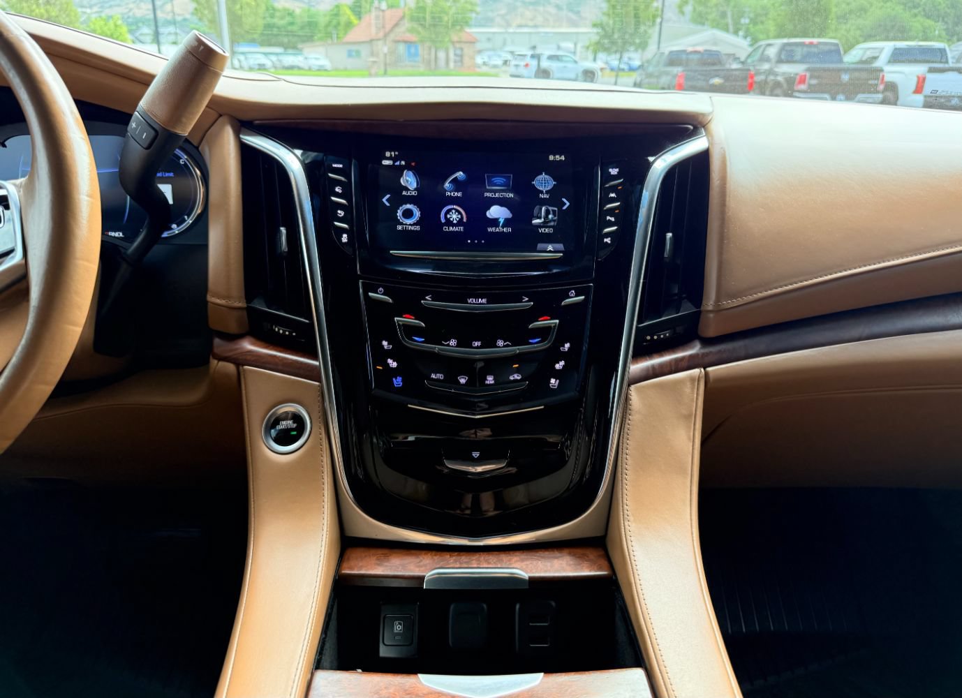 Used 2017 Cadillac Escalade Platinum AWD/4WD image 16
