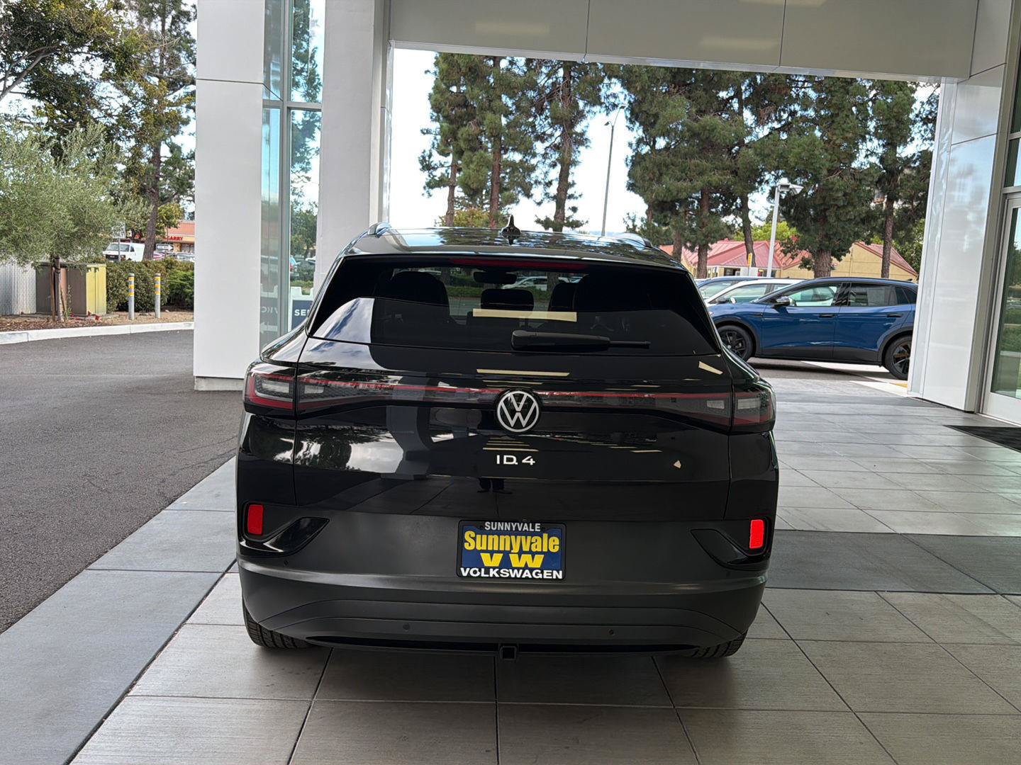 Certified 2023 Volkswagen ID.4 Pro S AWD/4WD image 4