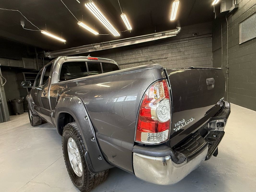 Used 2015 Toyota Tacoma SR5 V6 image 5