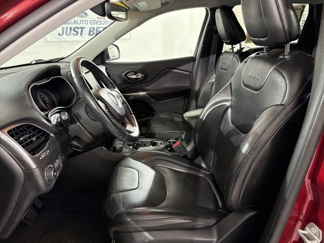 Used 2019 Jeep Cherokee Limited w/ Trailer Tow Group image 21