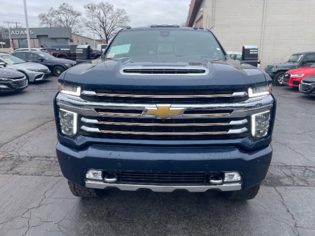 Used 2023 Chevrolet Silverado 3500 High Country w/ Safety Package II AWD/4WD image 2