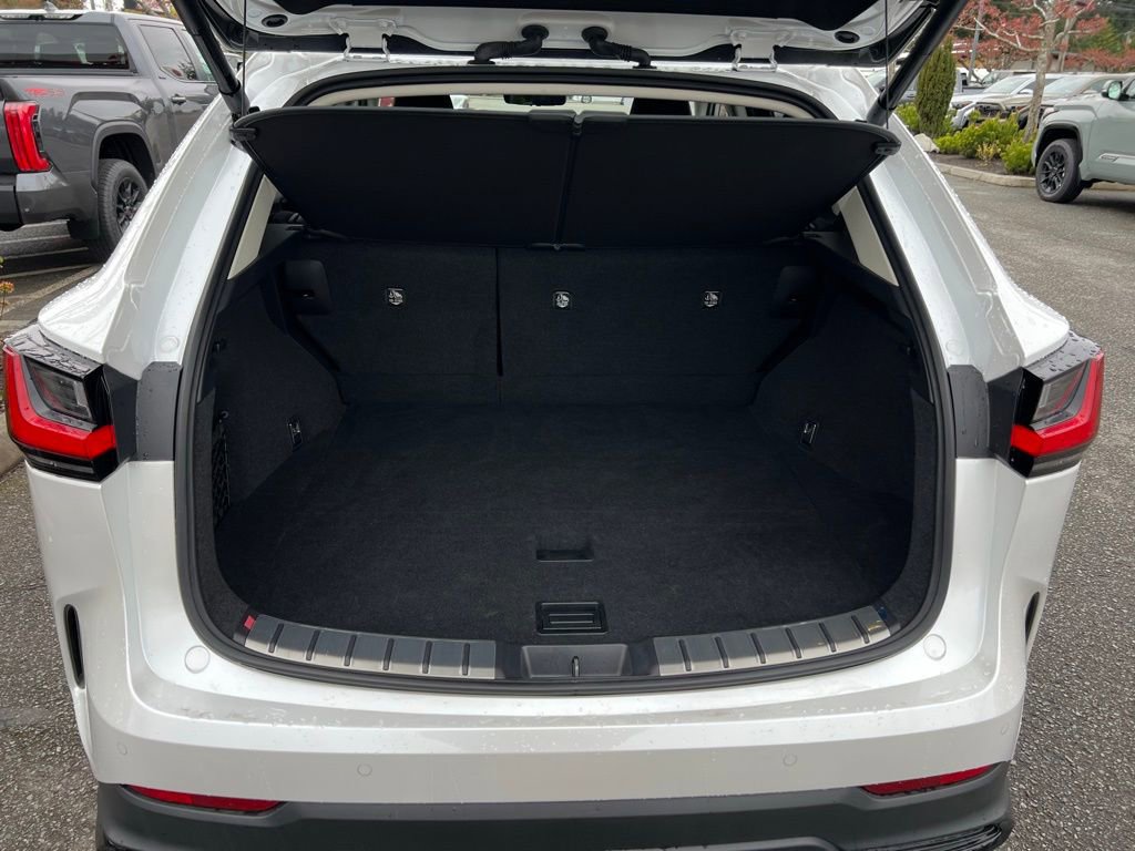 Used 2024 Lexus NX 350 AWD w/ Vision Package image 10