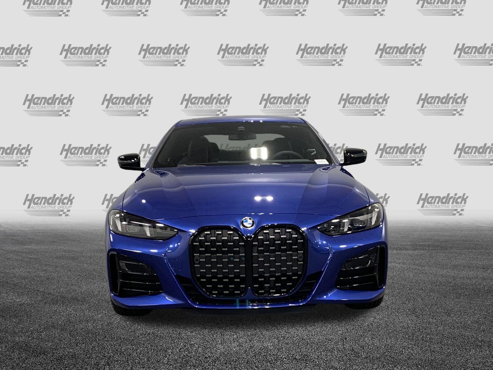 Used 2025 BMW 430i Coupe w/ M Sport Package RWD image 2