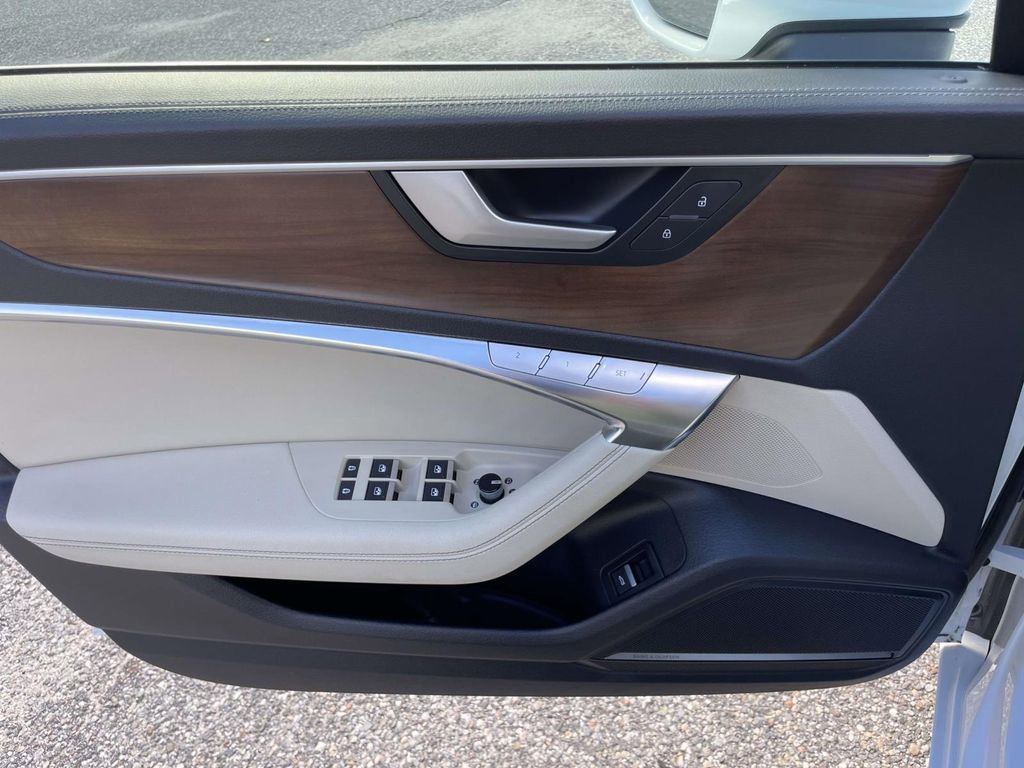 Used 2024 Audi A6 Premium Plus image 17