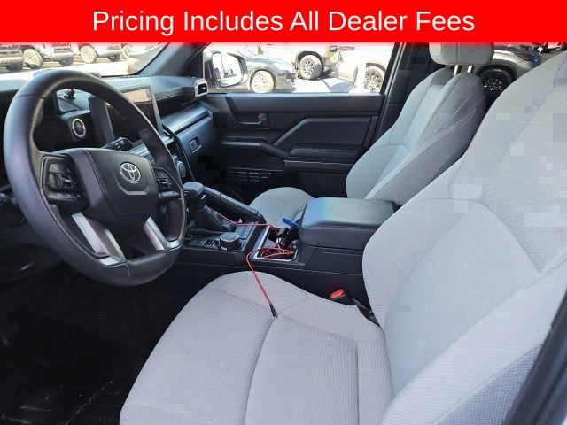 Used 2025 Toyota 4Runner SR5 AWD/4WD image 14