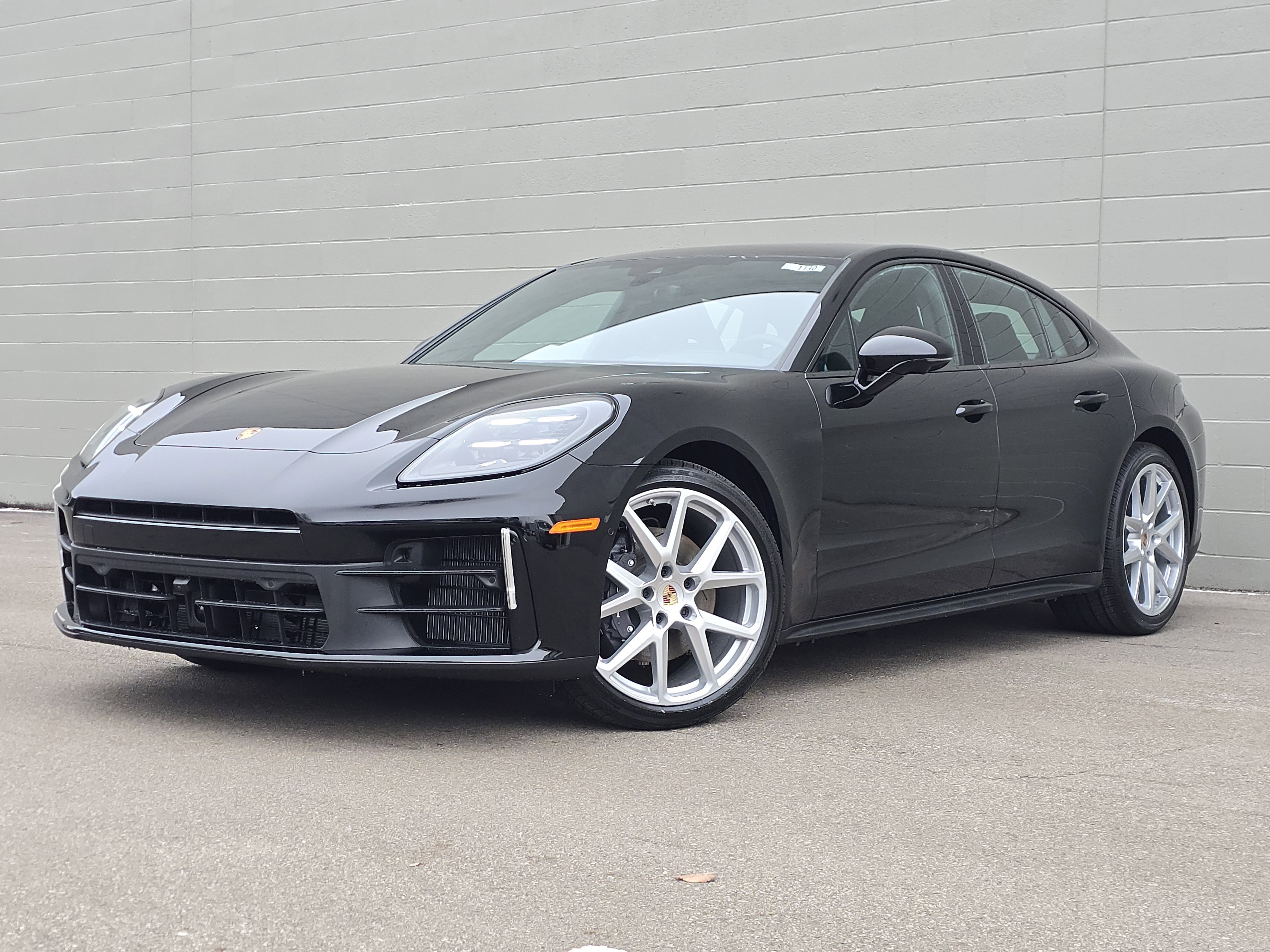 New 2026 Porsche Panamera 4 AWD/4WD image 1