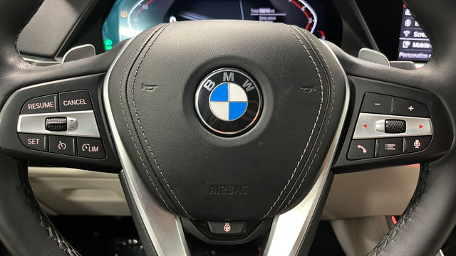 Used 2021 BMW X5 xDrive40i w/ Executive Package AWD/4WD image 16