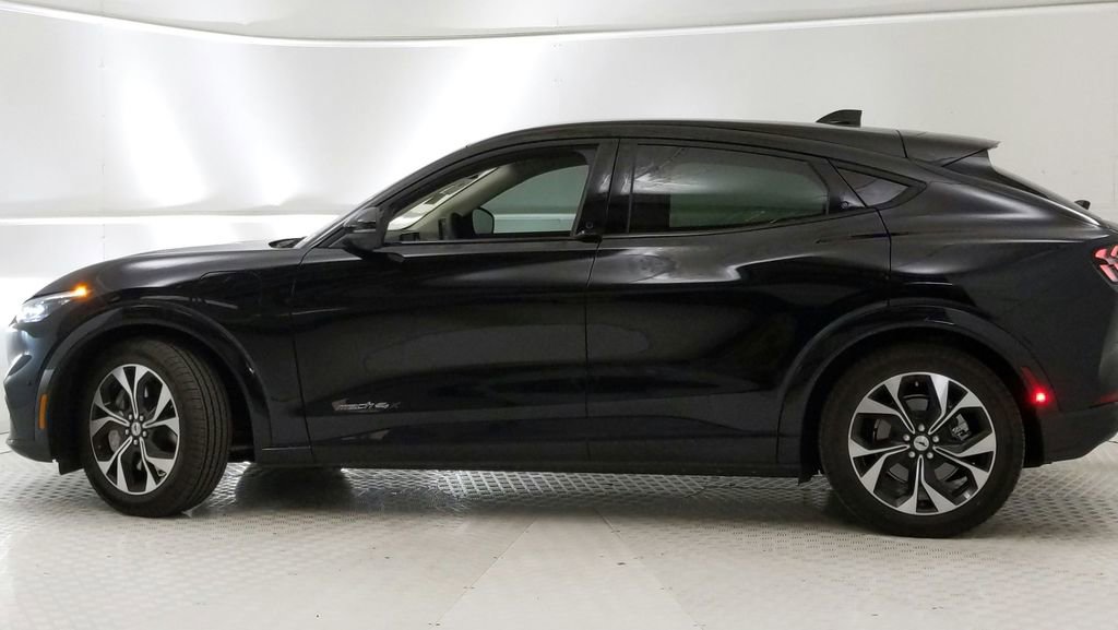 New 2023 Ford Mustang Mach-E Premium image 6