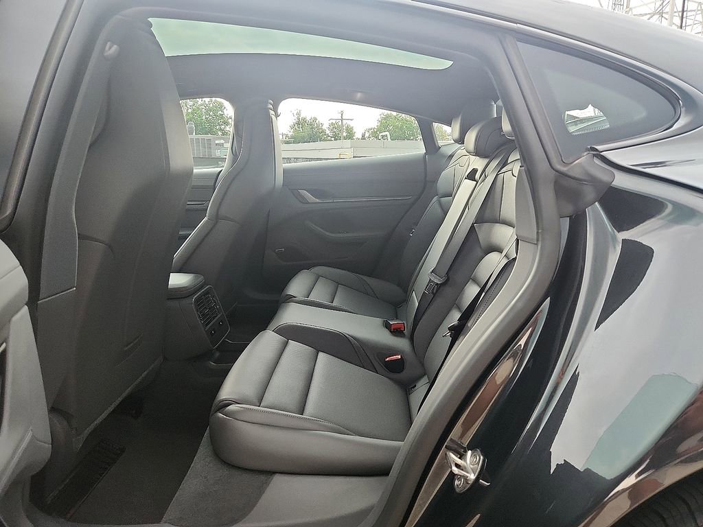 Certified 2025 Porsche Taycan image 9