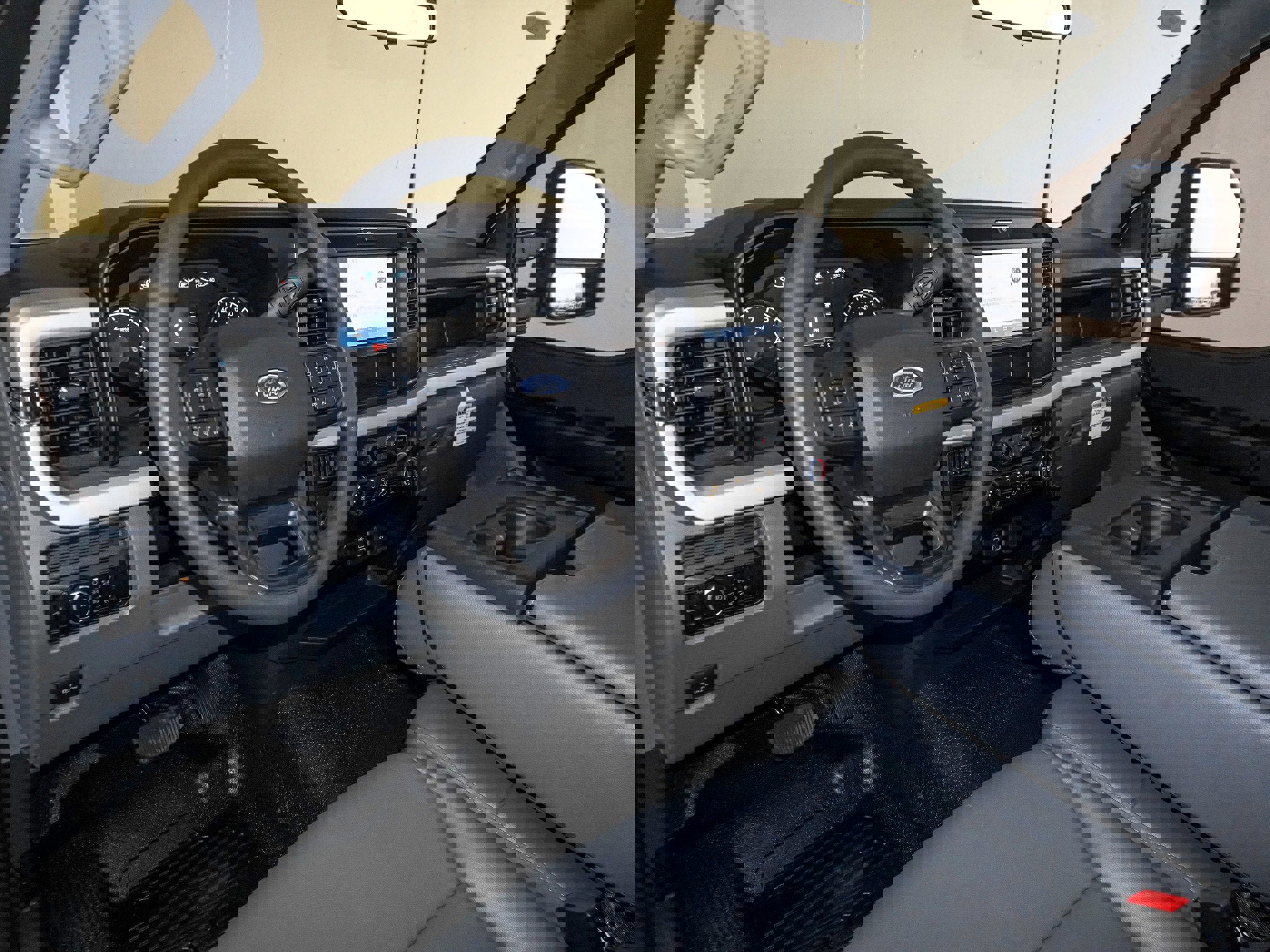 New 2026 Ford F350 XL w/ XL Chrome Package image 21