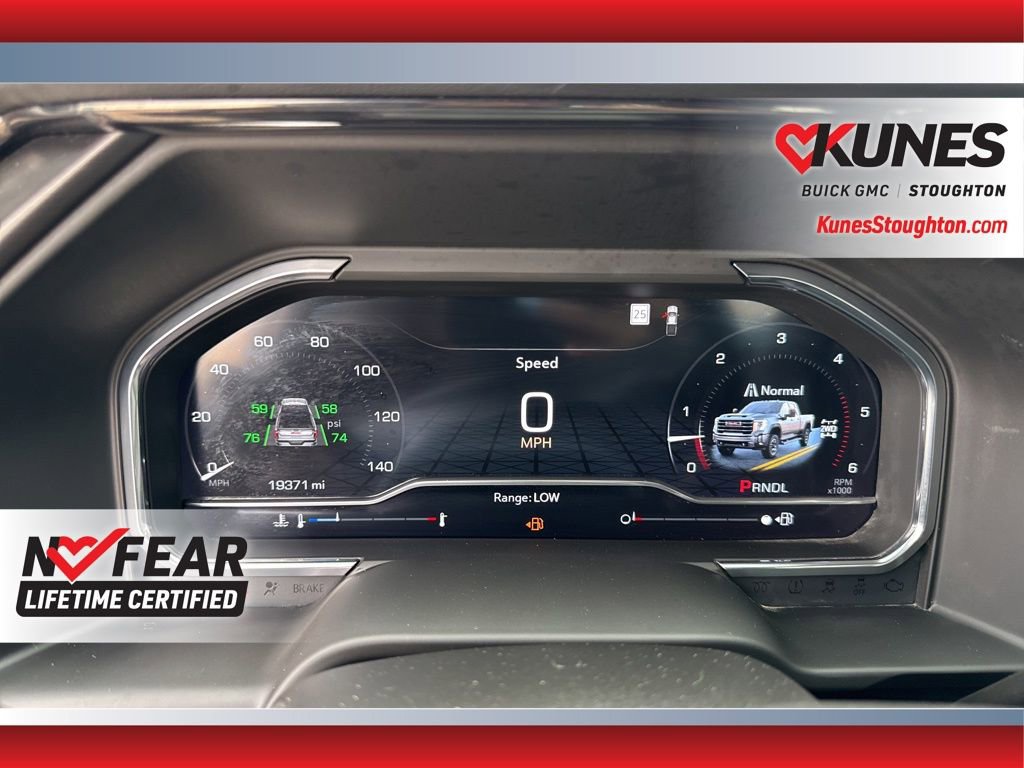 Used 2025 GMC Sierra 2500 AT4 AWD/4WD image 29