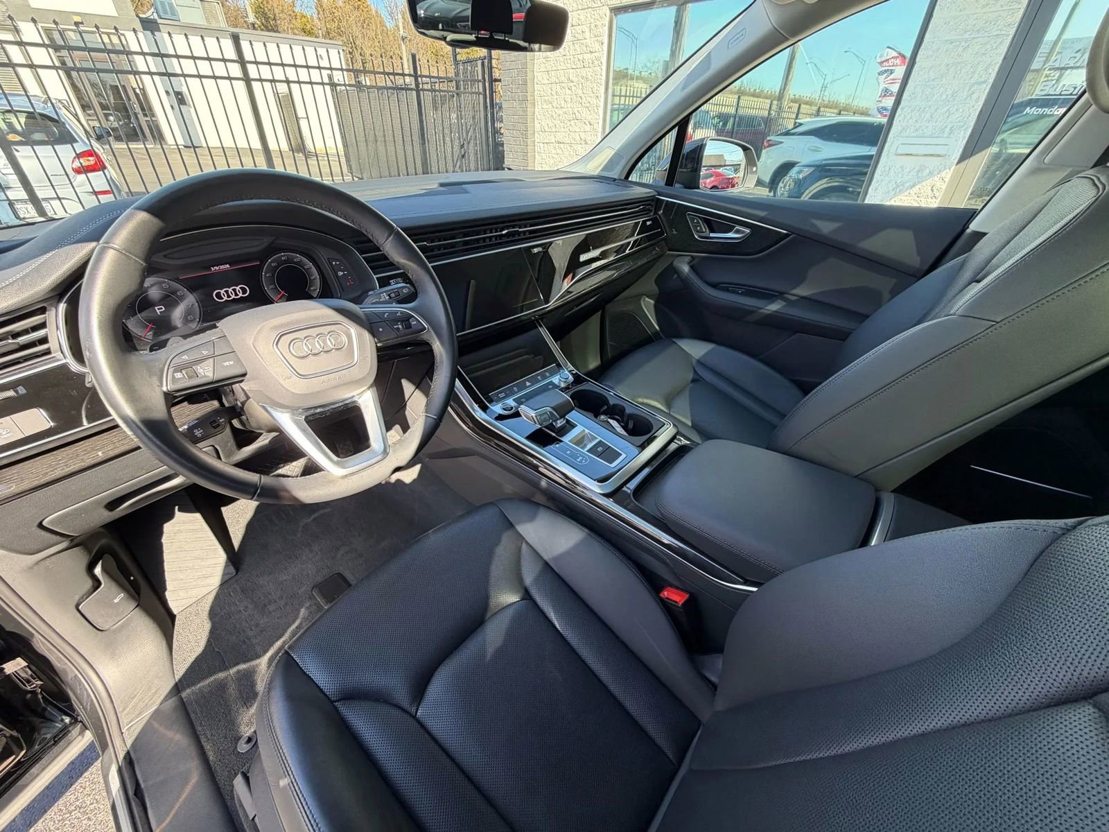 Used 2024 Audi Q7 2.0T Premium Plus w/ Premium Plus Package image 46