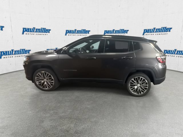 Used 2023 Jeep Compass Limited w/ Elite Group AWD/4WD image 6
