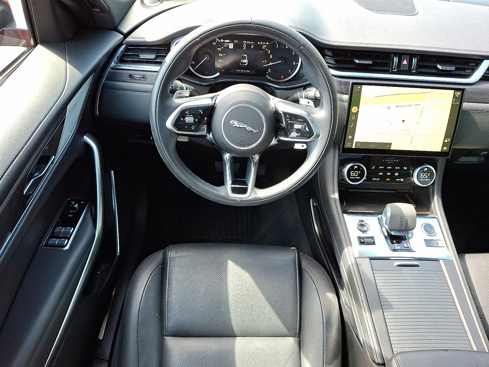 Used 2022 Jaguar F-PACE S image 4