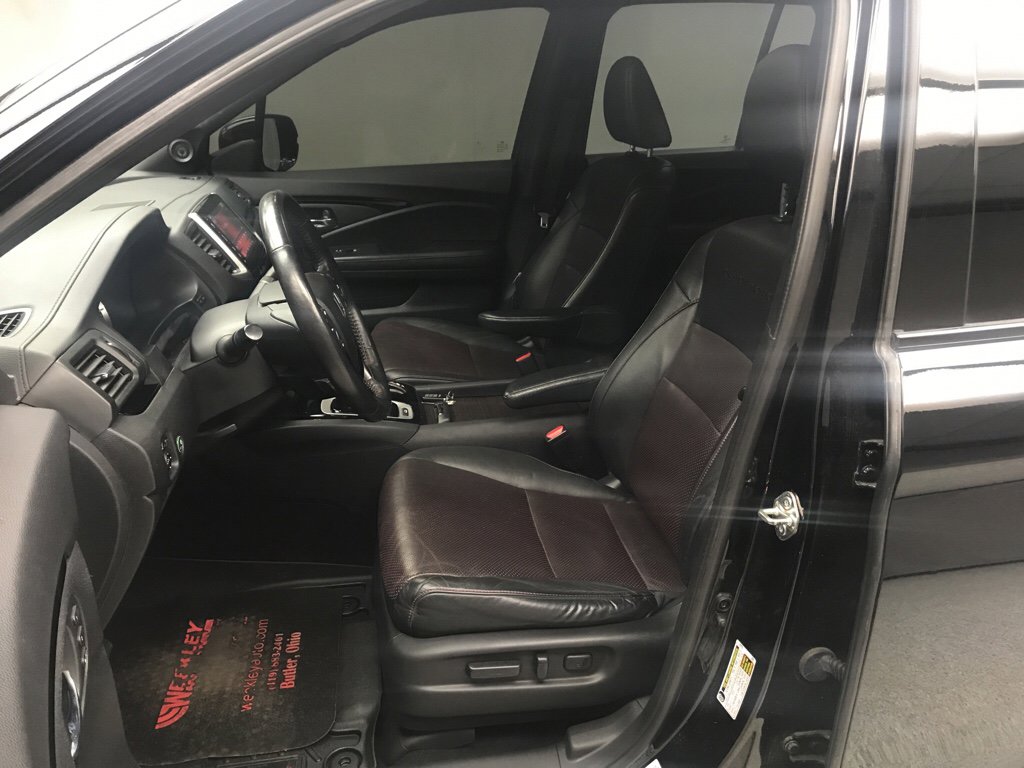 Used 2019 Honda Ridgeline Black Edition image 12