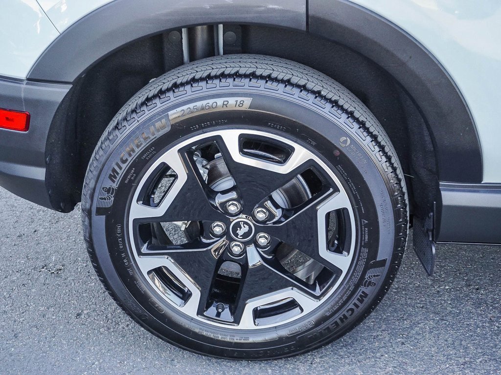 Used 2024 Ford Bronco Sport Outer Banks w/ Tech Package image 9