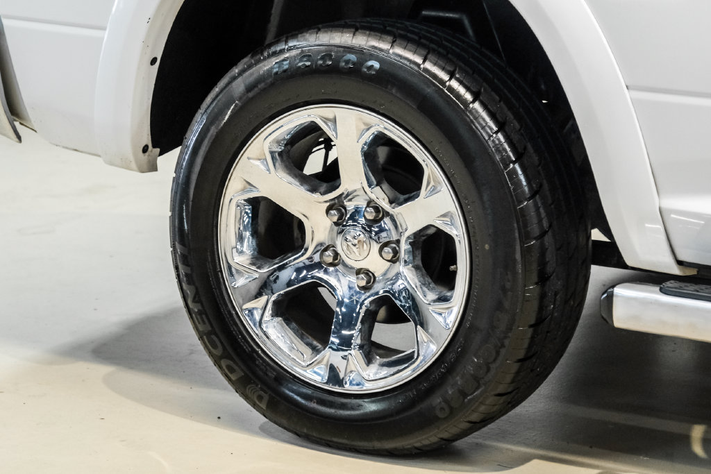 Used 2018 RAM 1500 Laramie AWD/4WD image 49