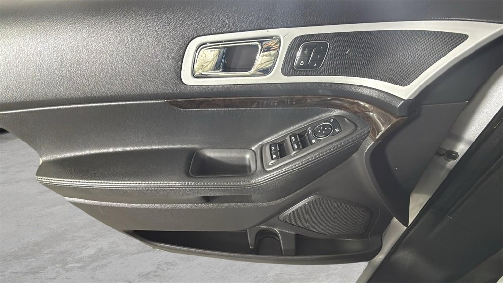 Used 2014 Ford Explorer Limited w/ Equipment Group 301A image 24