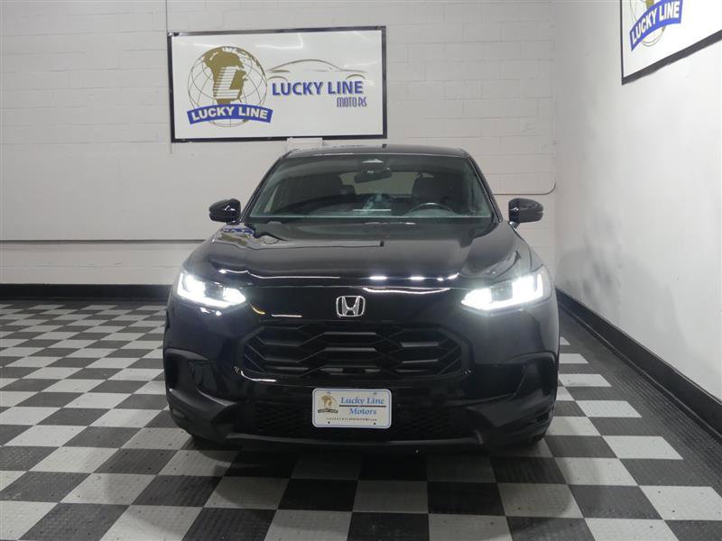 Used 2025 Honda HR-V Sport image 2