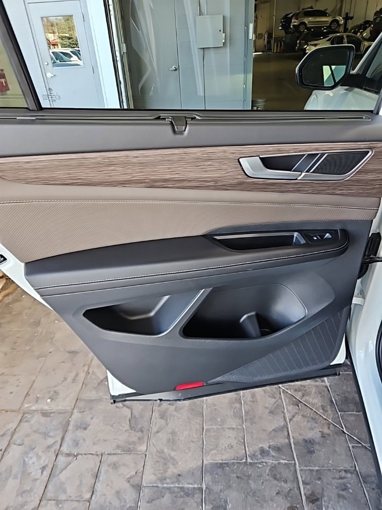 New 2026 Volkswagen Atlas SEL image 22