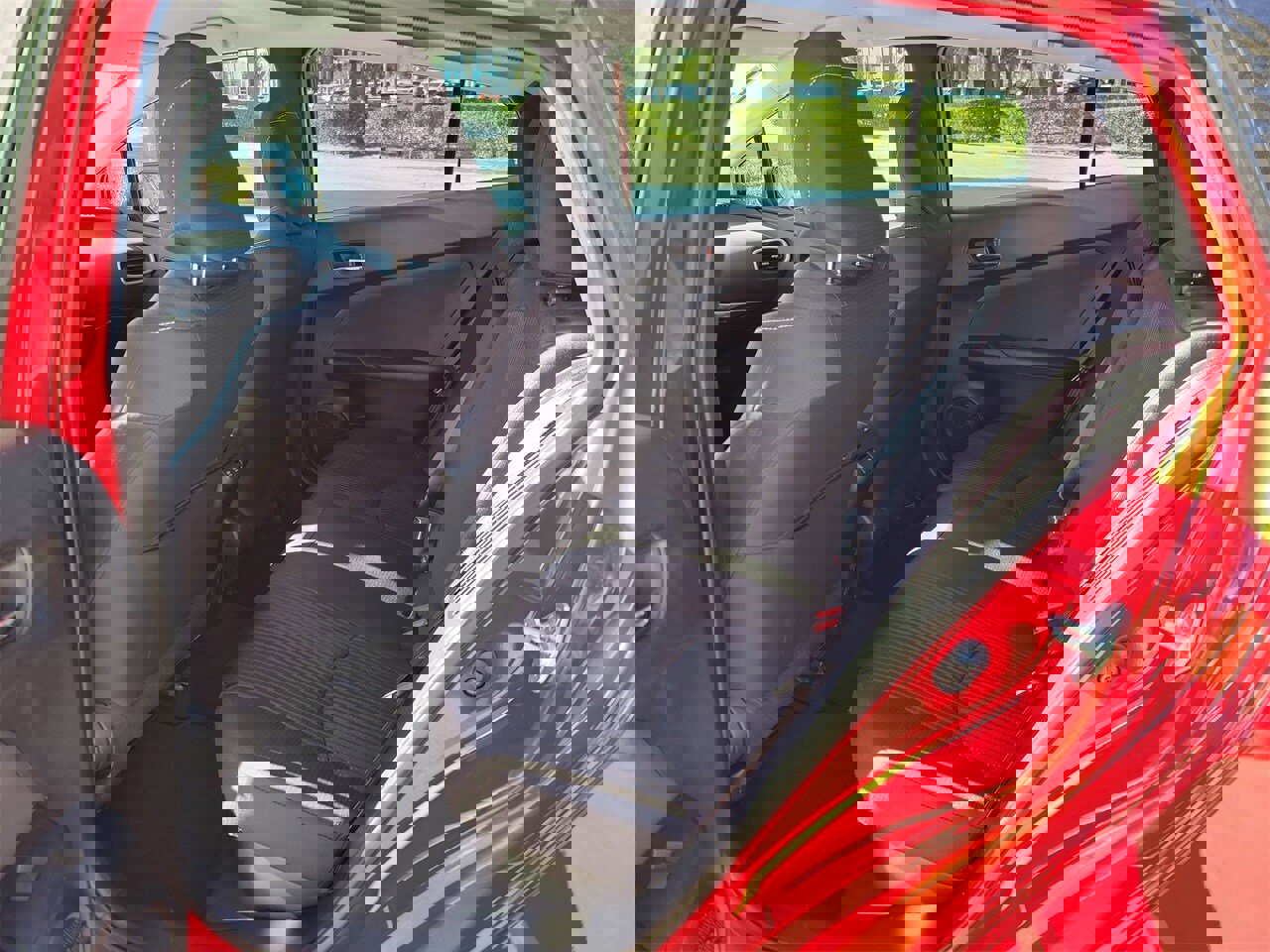 Used 2022 Toyota Prius Prime LE image 9