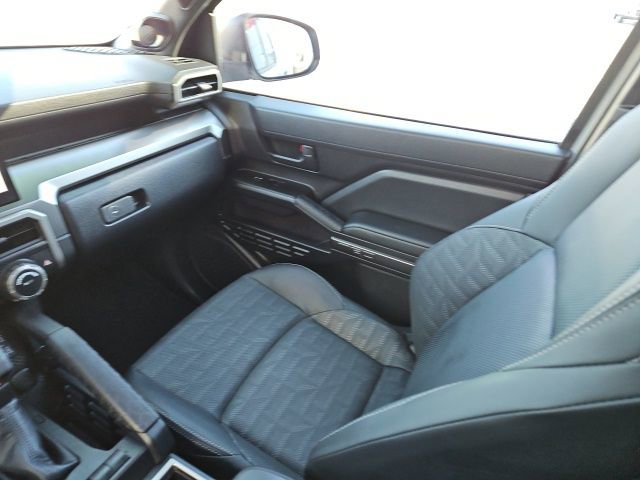 Used 2025 Toyota 4Runner TRD Off-Road Premium image 22