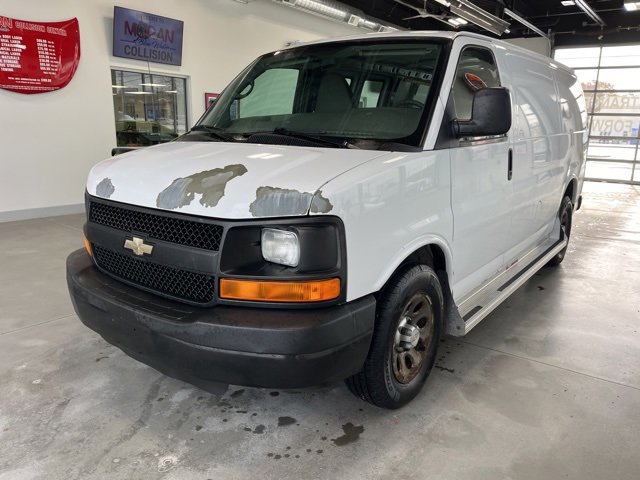 Used 2011 Chevrolet Express 1500 image 1
