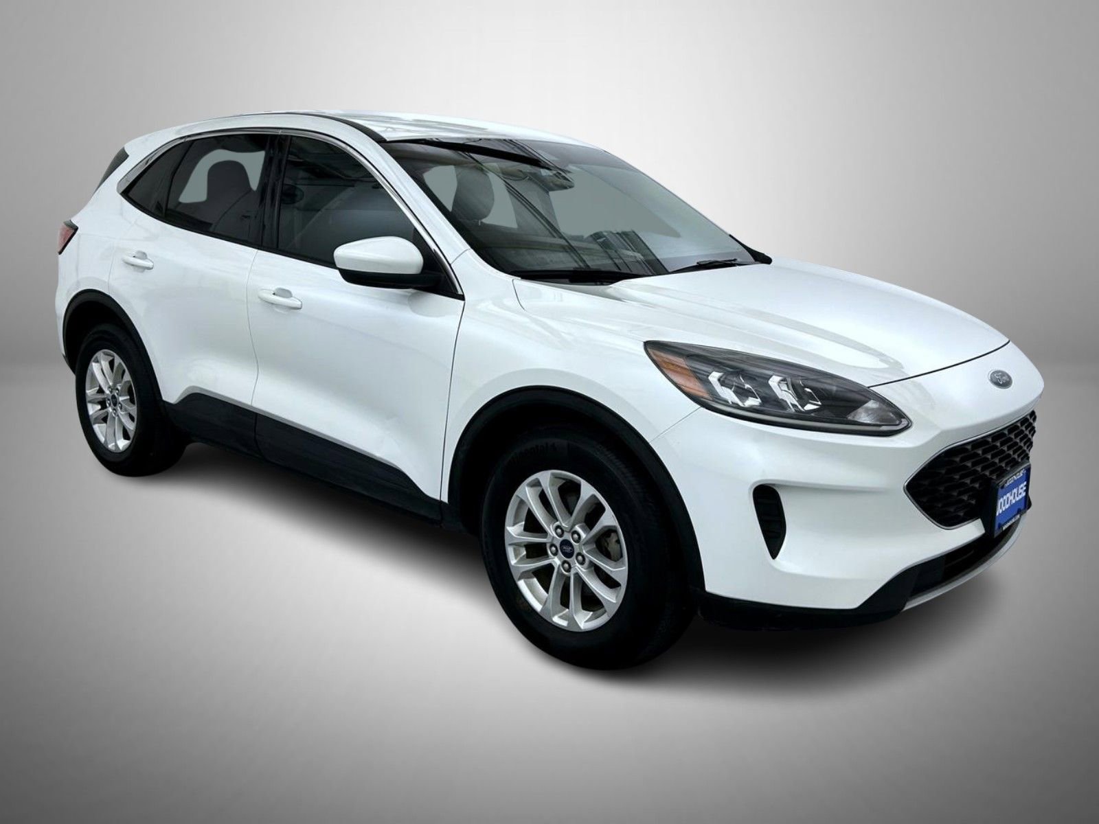 Used 2020 Ford Escape SE image 3