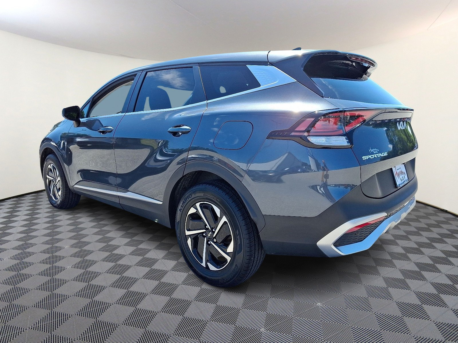Certified 2023 Kia Sportage LX AWD/4WD image 4