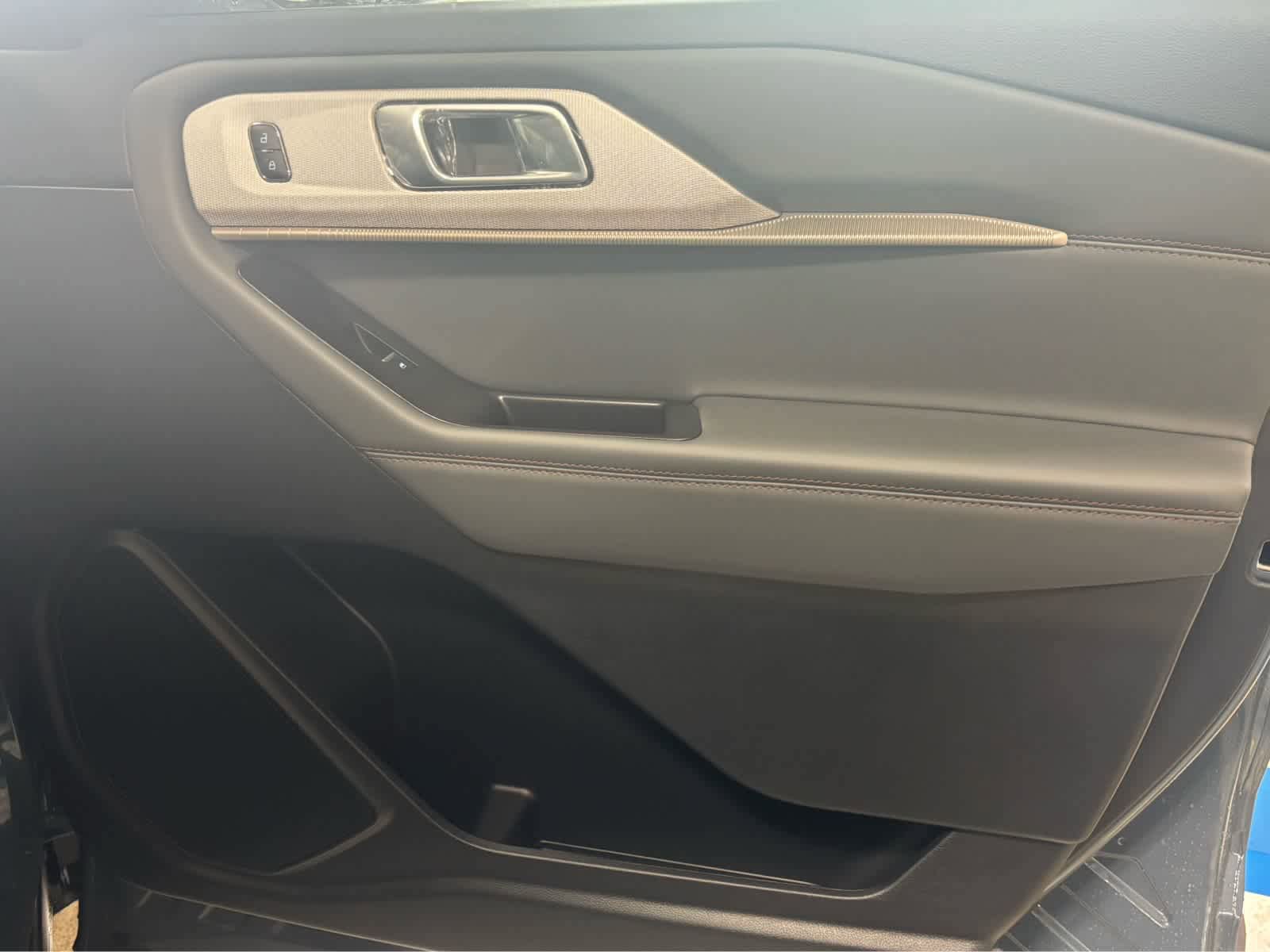 New 2026 Ford Explorer Active w/ Active Comfort Package image 49