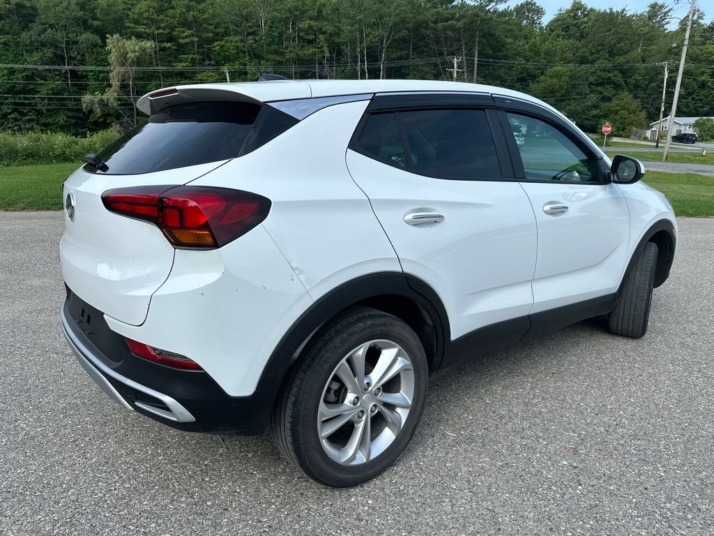 Used 2022 Buick Encore GX Preferred w/ Cold Weather Comfort Package AWD/4WD image 5