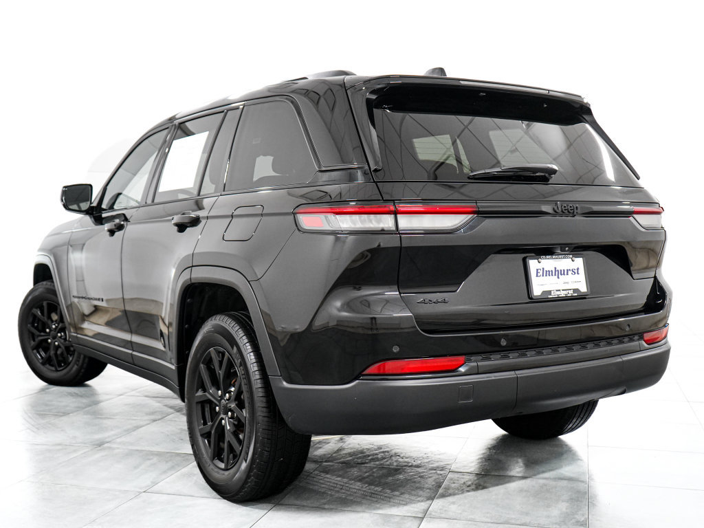 Certified 2025 Jeep Grand Cherokee Altitude AWD/4WD image 5