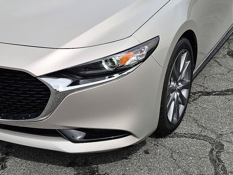 Used 2025 MAZDA MAZDA3 s FWD image 9