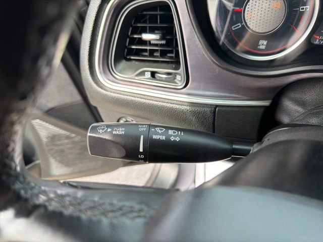 Used 2017 Dodge Challenger SXT image 31