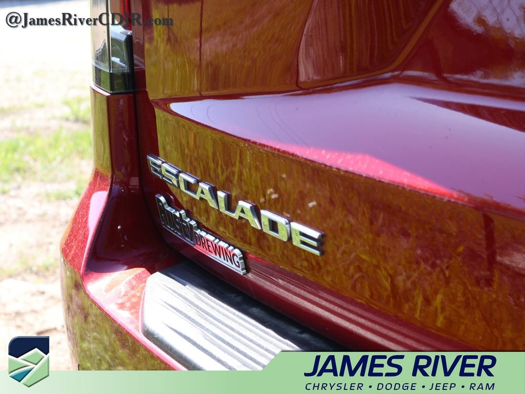 Used 2021 Cadillac Escalade Sport AWD/4WD image 18