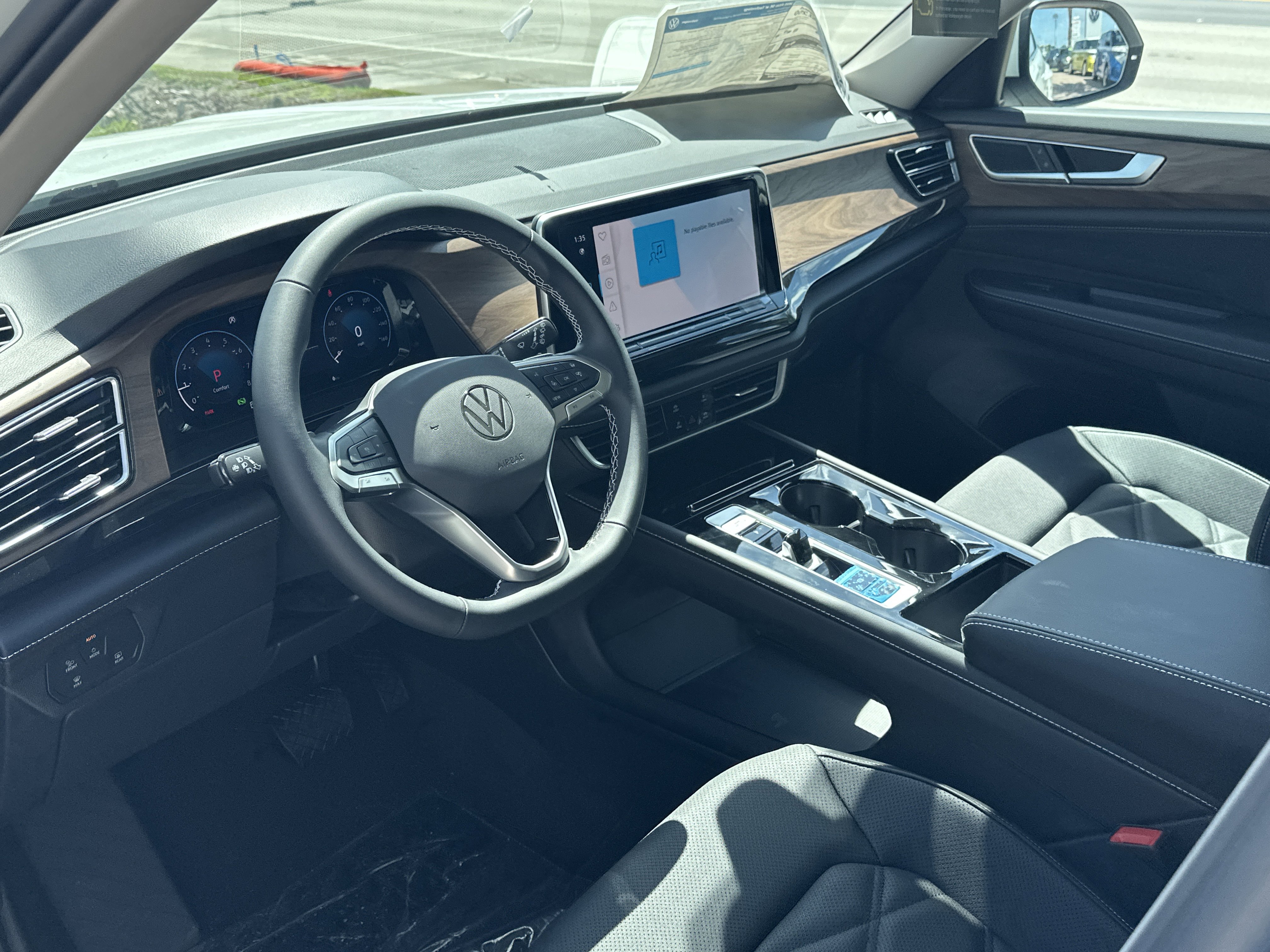 New 2026 Volkswagen Atlas SE image 13