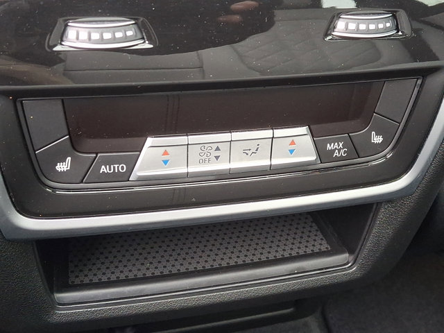 Certified 2025 BMW X5 xDrive50e w/ Climate Comfort Package image 11